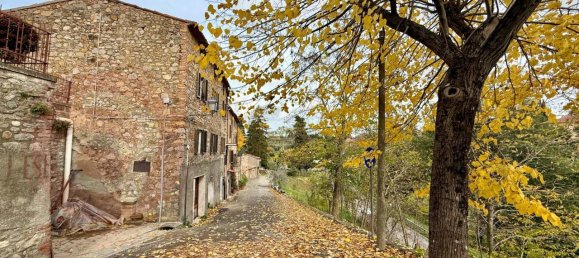 2-Zimmer Gebäude in Ficulle, Italy, Nr. 70219 4