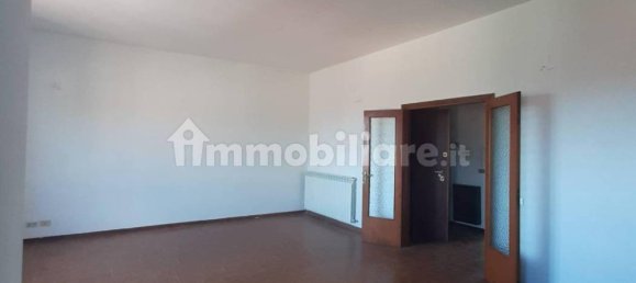 Apartamento de 2 dormitorios en Siena, Italy No. 168768 5