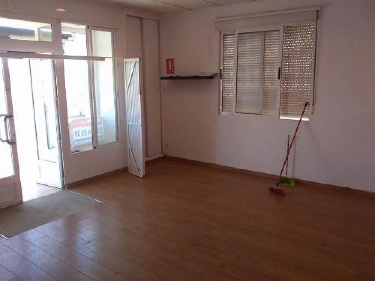Propiedad comercial en Cartagena, Spain 140 m² No. 61344