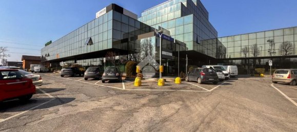 75m² Office in Crema, Italy No. 138191 7