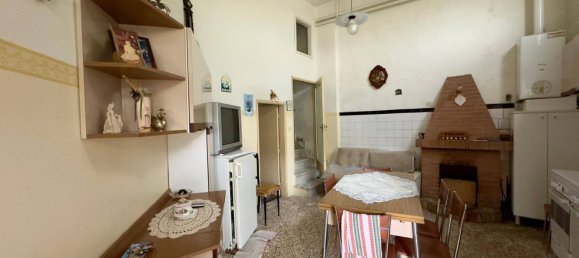 6-Zimmer Haus in Zungoli, Italy, Nr. 84085 11
