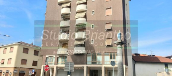 Квартира с 2 спальнями в Совико, Италия № 331031 24