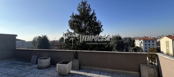 4 rooms Penthouse in Legnano, Italy No. 70750 11