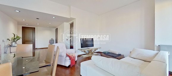 4 rooms Penthouse in Legnano, Italy No. 70750 6