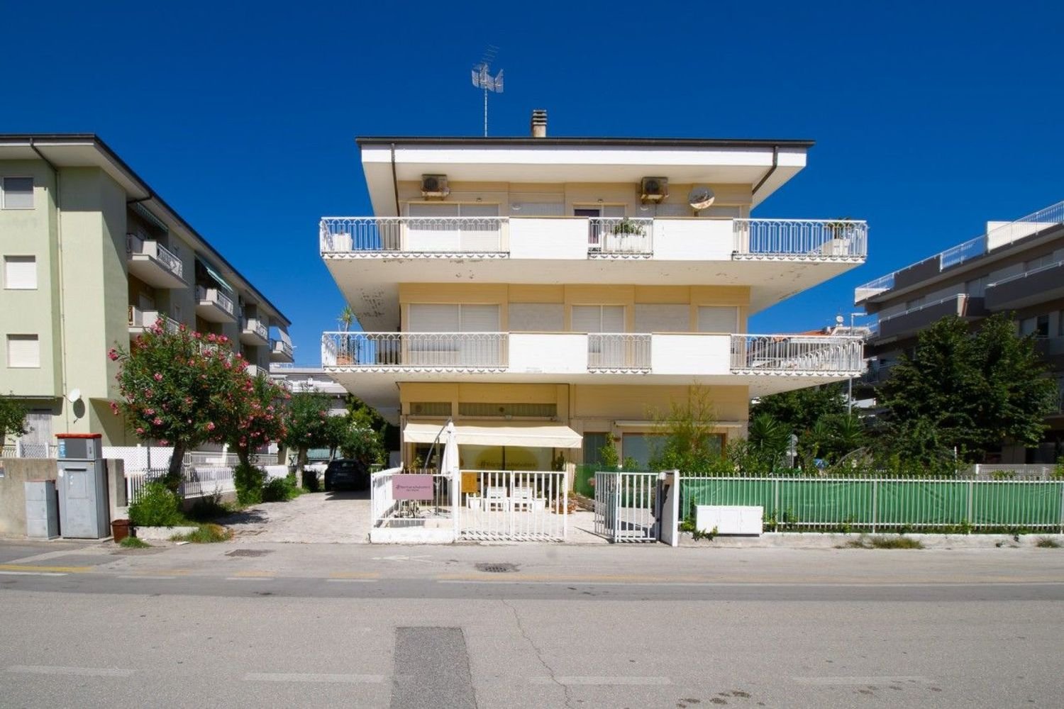 Apartamento T4 em Alba Adriatica, Italy N.º 387752