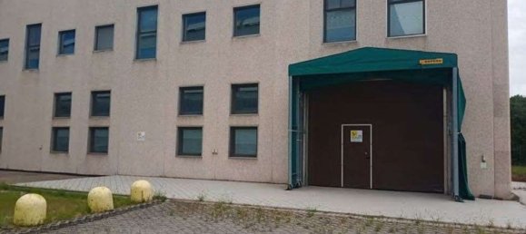 Lagerhaus in Villasanta, Italy 2393m², Nr. 359795 11