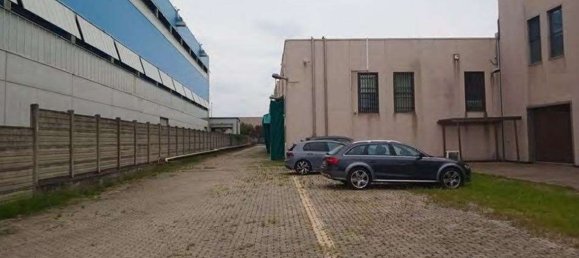 Lagerhaus in Villasanta, Italy 2393m², Nr. 359795 4