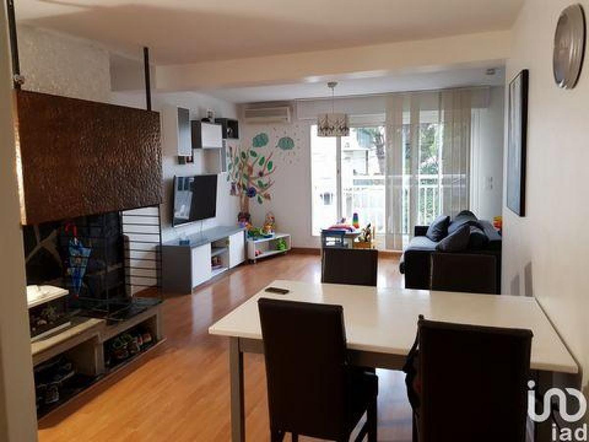 Condominio de 3 dormitorios en Perpignan, France No. 27844