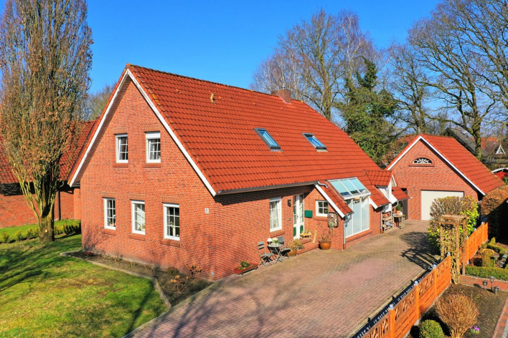 6-salle Maison à Leer, Germany No. 208417
