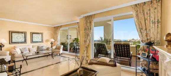 4 Schlafzimmer Penthouse in Benahavis, Spain, Nr. 187693 3