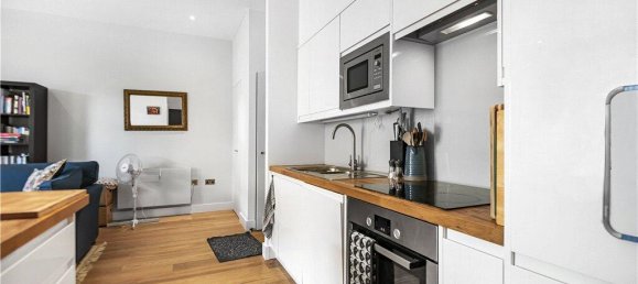 Apartamento de 1 dormitorio en Hampton, United Kingdom No. 8547 13