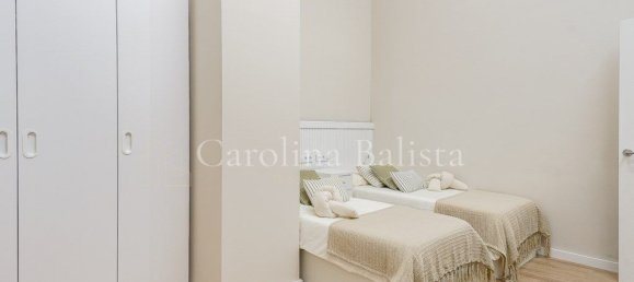 Apartamento de 3 dormitorios en Gràcia, Spain No. 134771 32