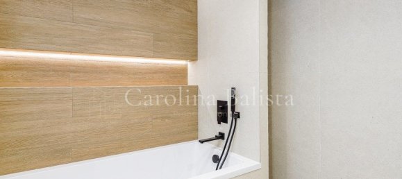 Apartamento de 3 dormitorios en Gràcia, Spain No. 134771 12