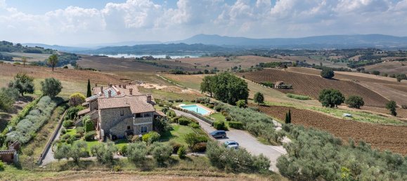 4 rooms Apartment in Castiglione del Lago, Italy No. 132353 12