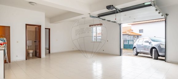 9 bedrooms Building in Santa Cruz, Portugal No. 136646 11