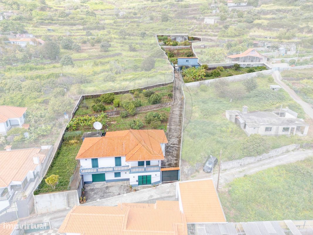 9 bedrooms Building in Santa Cruz, Portugal No. 136646