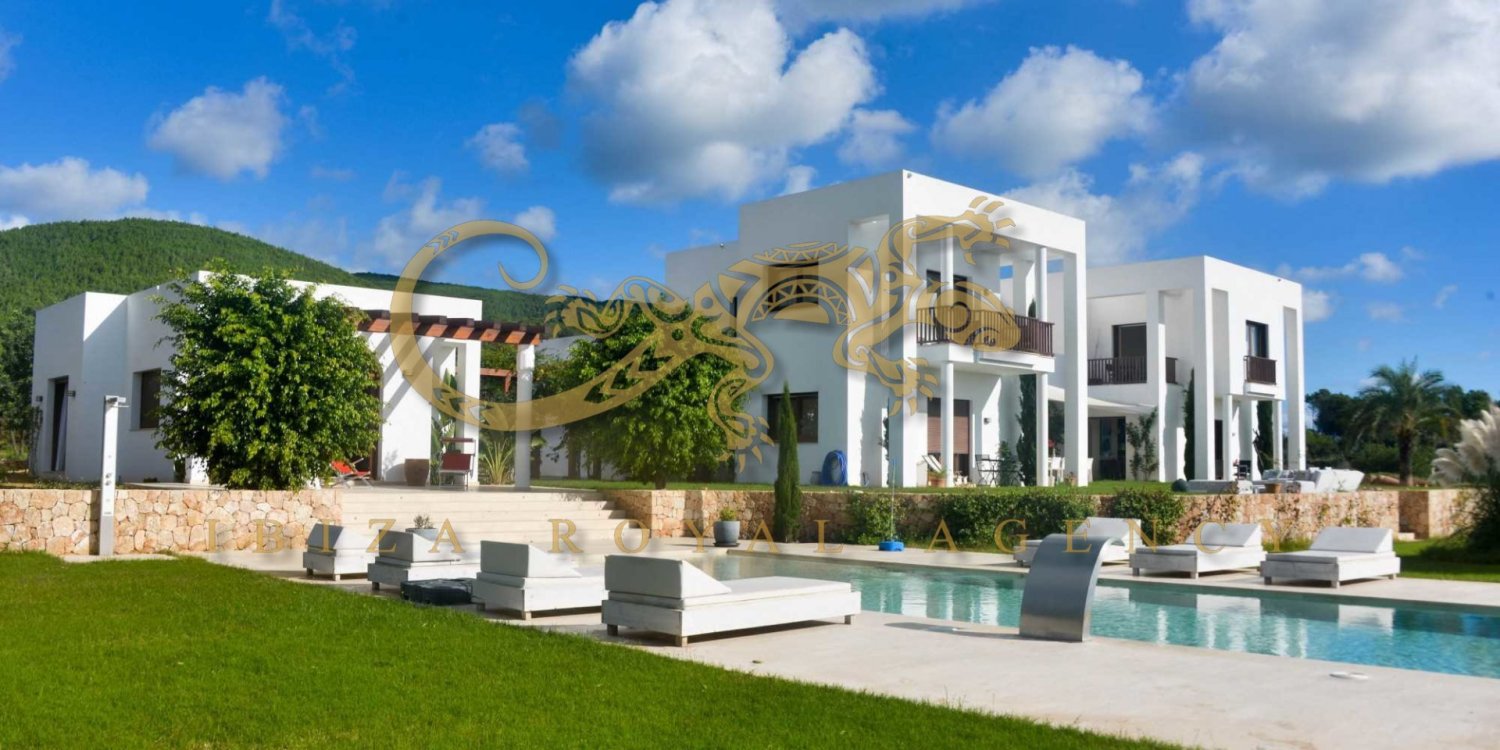 Villa T7 em Santa Eulalia Del Rio, Spain N.º 852