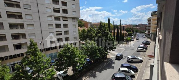 Квартира с 3 спальнями в Перуджа, Италия № 280727 14