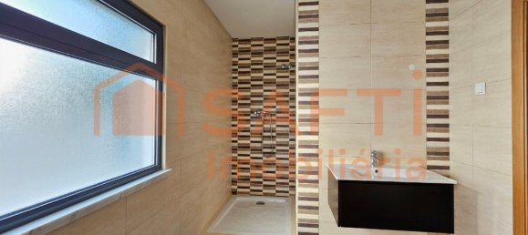 4 bedrooms House in Torres Vedras, Portugal No. 121199 15