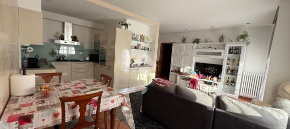 3 Schlafzimmer Wohnung in Bovolone, Italy, Nr. 370377 3