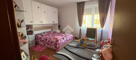 3 Schlafzimmer Wohnung in Bovolone, Italy, Nr. 370377 8