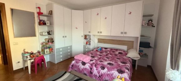3 Schlafzimmer Wohnung in Bovolone, Italy, Nr. 370377 10