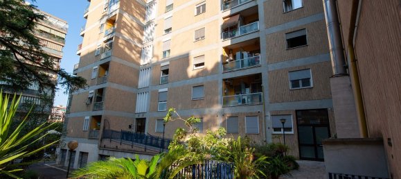 4 rooms Apartment in Rome, Italy No. 294533 29