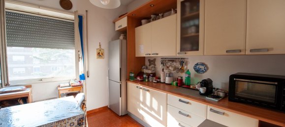 4 rooms Apartment in Rome, Italy No. 294533 12