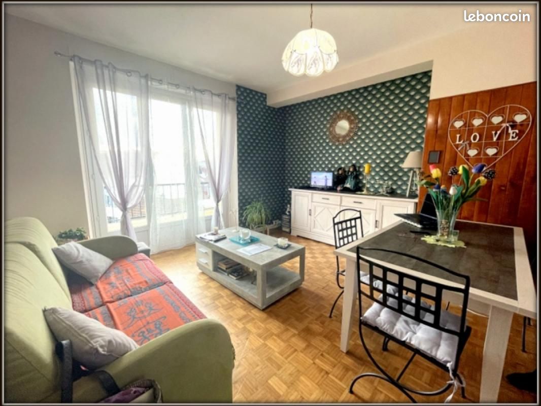 1 bedroom Apartment in Pau, France No. 200069