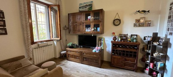 2 bedrooms Apartment in Florence, Italy No. 45457 8
