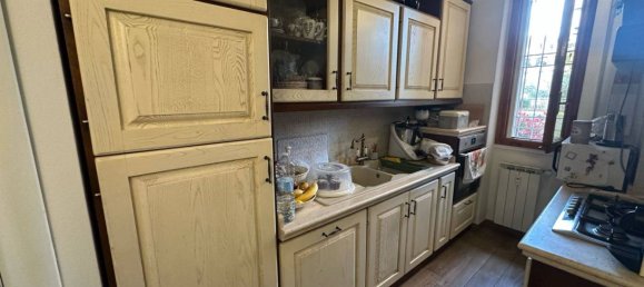 2 bedrooms Apartment in Florence, Italy No. 45457 6