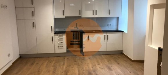 Здание 180м² в Лиссабон, Португалия № 128889 4