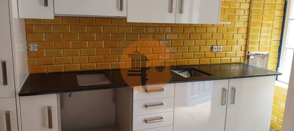 Здание 180м² в Лиссабон, Португалия № 128889 16