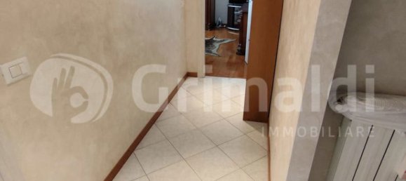 2 Schlafzimmer Wohnung in Milan, Italy, Nr. 351651 8