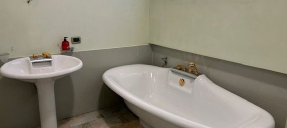 Apartamento de 3 divisões em Seriate, Italy N.º 274279 9