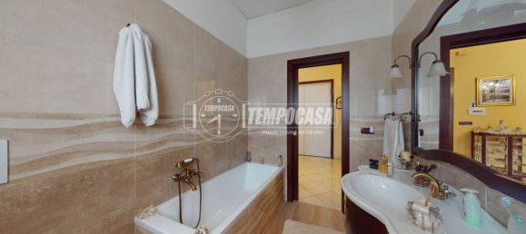4 rooms Apartment in Gricignano di Aversa, Italy No. 275035 7