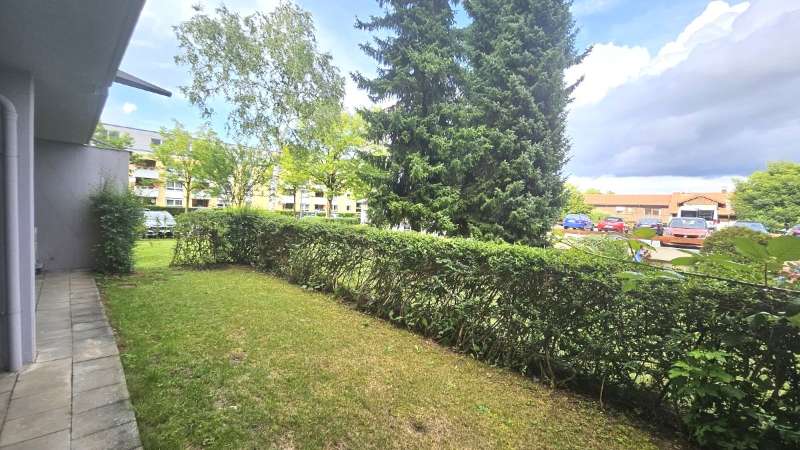 Дуплекс с 4 комнатами в Ландсберг ам Лех, Германия № 228454