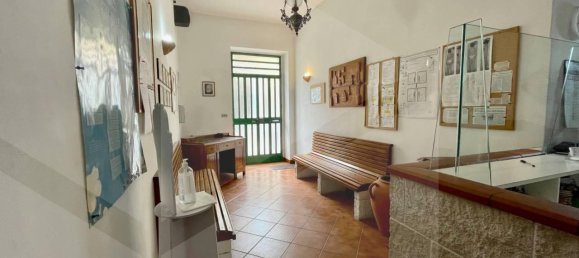 3 rooms Apartment in Andria, Italy No. 9238 4