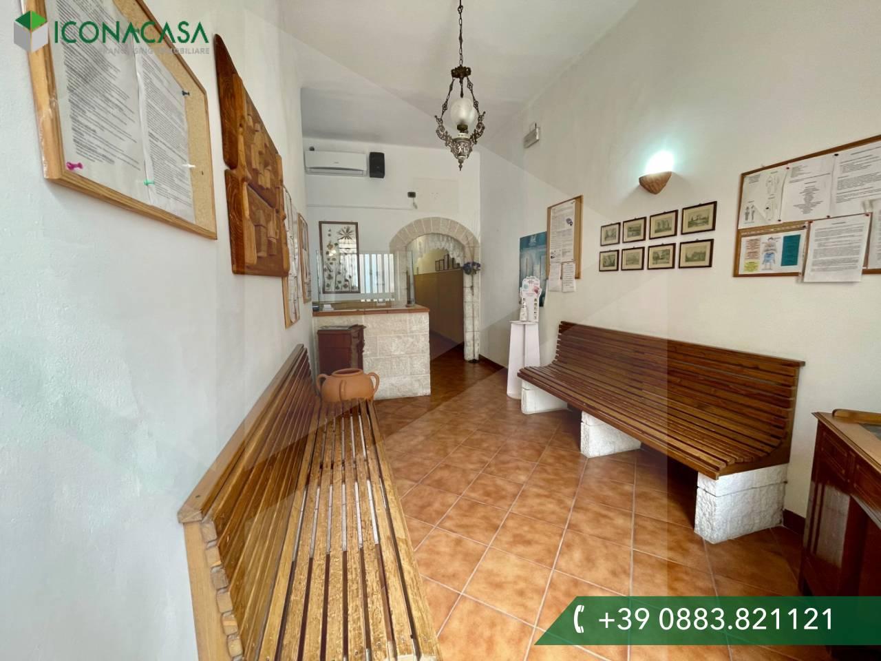 3 rooms Apartment in Andria, Italy No. 9238