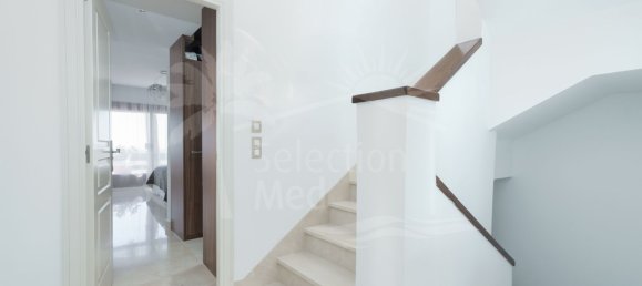 4 bedrooms Townhouse in El Paraiso, Spain No. 105915 11