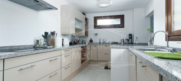 4 bedrooms Townhouse in El Paraiso, Spain No. 105915 7