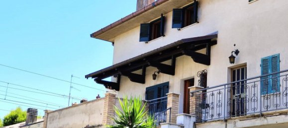 4 bedrooms Apartment in Grottammare, Italy No. 266299 2