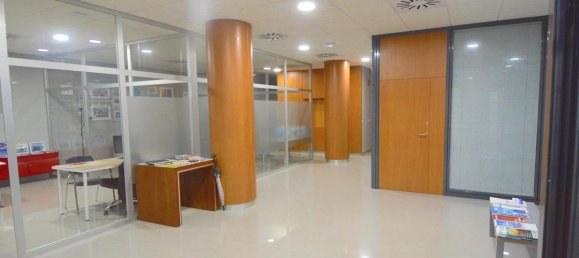 6 bedrooms Commercial property in Villamartin, Spain No. 499 4