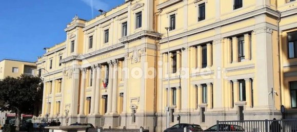 4 Schlafzimmer Wohnung in Catanzaro, Italy, Nr. 170398 12