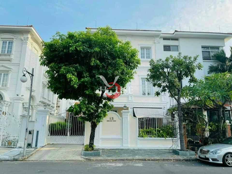 Villa T4 em District 7, Vietnam N.º 10115