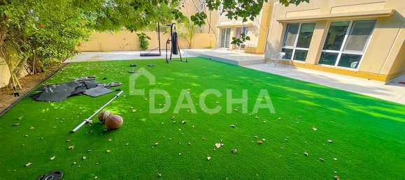 5 bedrooms Villa in Meadows, UAE No. 27933 22