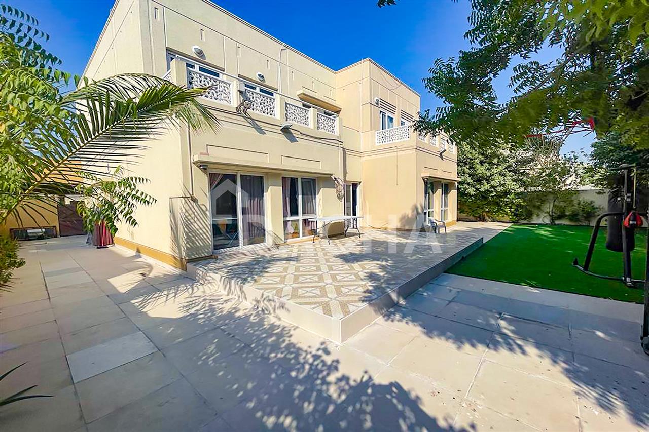 5 bedrooms Villa in Meadows, UAE No. 27933