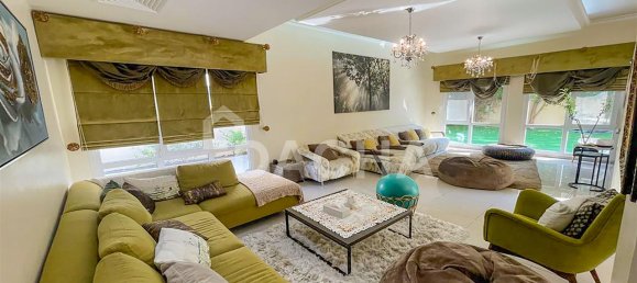 5 bedrooms Villa in Meadows, UAE No. 27933 3