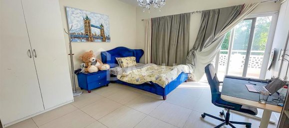 5 bedrooms Villa in Meadows, UAE No. 27933 9