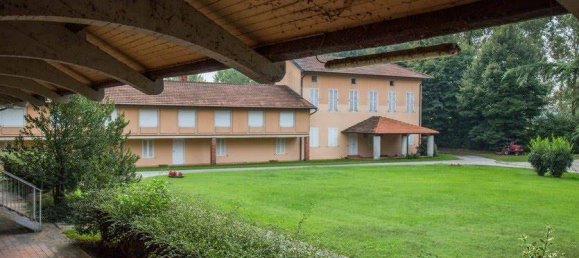 Hotel de 67 dormitorios en Ozzero, Italy No. 61143 10